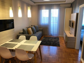 5 stars apartment with free garage place